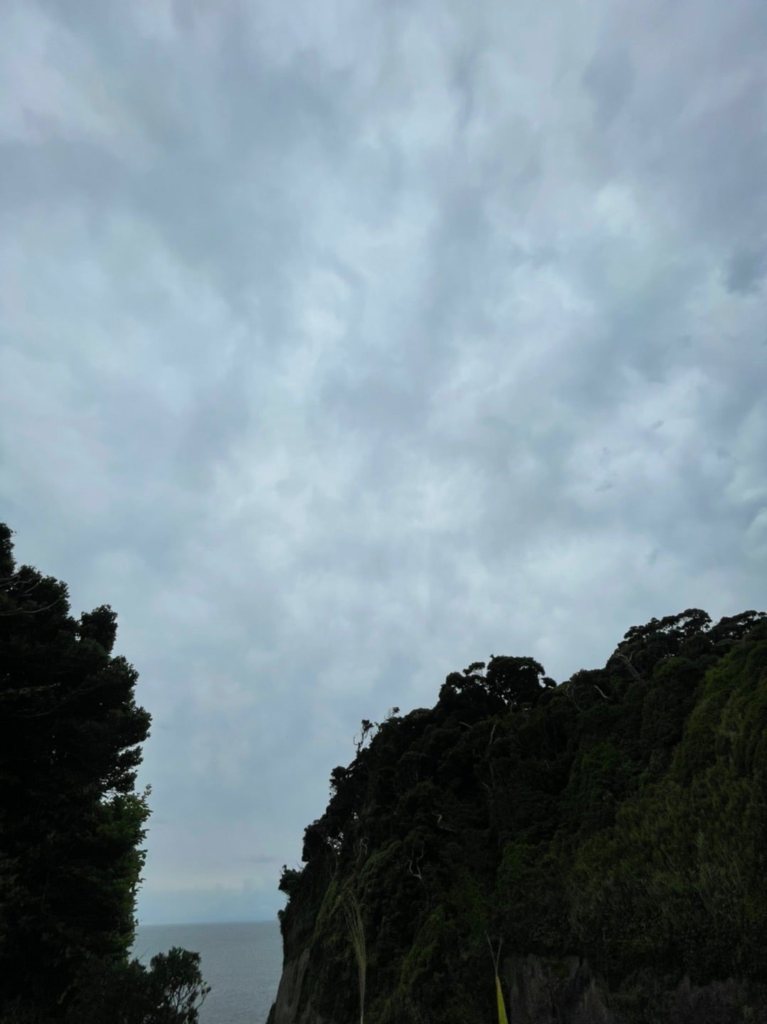 山二つから見た空　雲がこちらに向かって来るエネルギーがが強くて怖く感じた