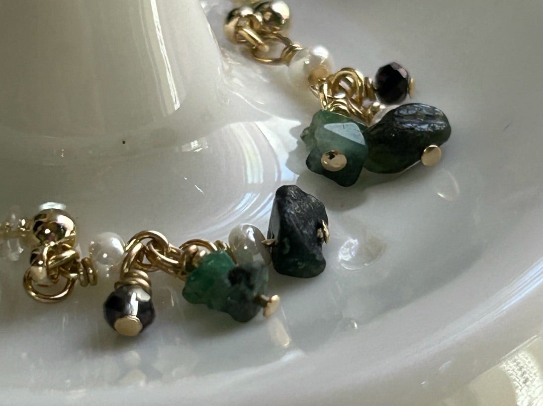 鉱物は意志を持って育ち美しい結晶となる。