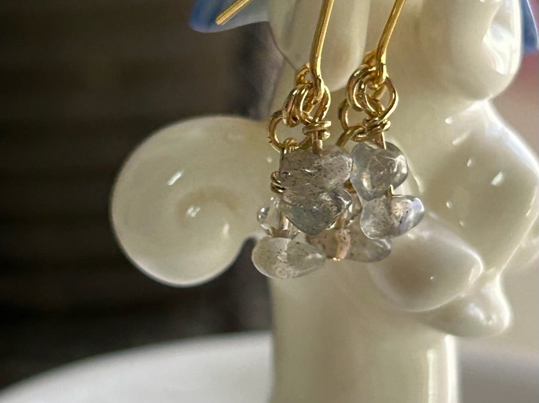 ラブラドライトは私はここにいるという宇宙にいる再会者への発信機