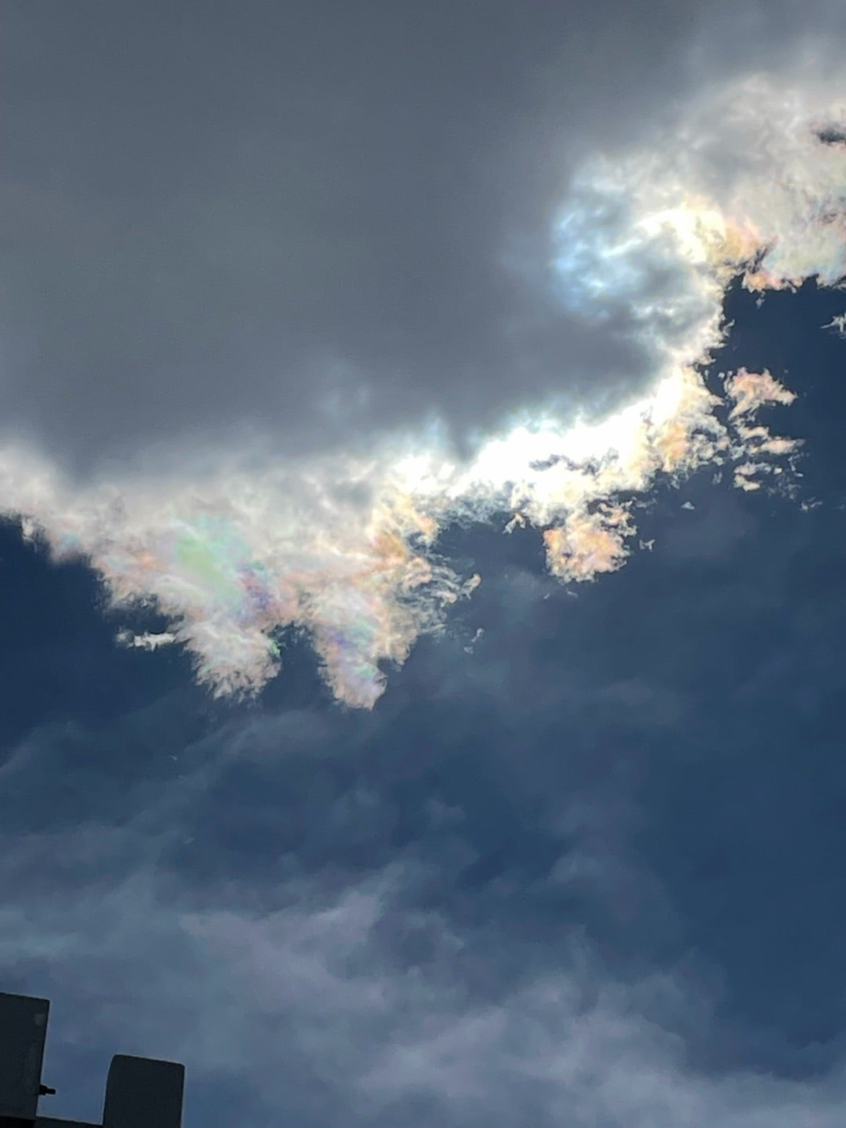 虹色最高潮。七色が見事です。